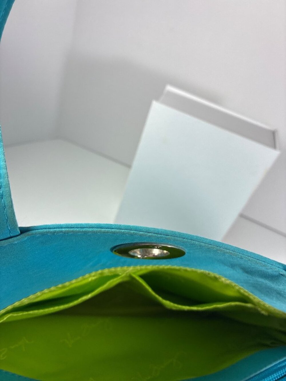 Vera Bradley Quilted Tote Turquoise Cotton Shoulder Bag Toggle Closure - Picture 4 of 10